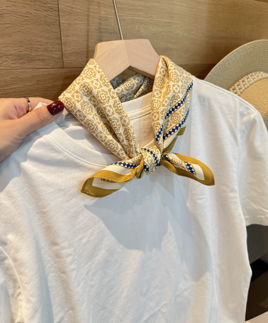 "RETRO GEOMETRIC" POLYESTER SQUARE SCARF - CREAM GOLD